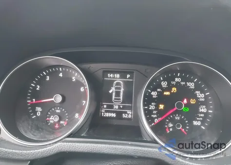 2018 Volkswagen Passat 2.0T R-Line/2.0T S from USA, damaged, VIN 1VWAA7A3XJC046242